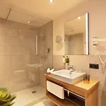 Otel Bergland Quality