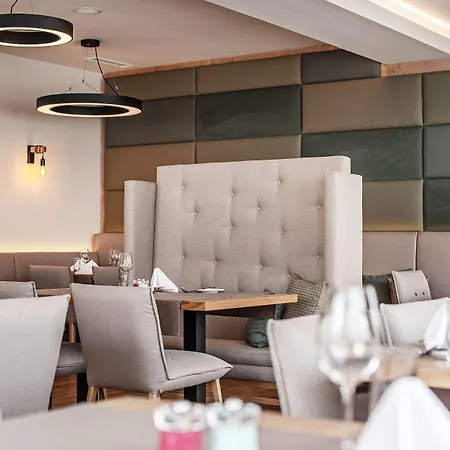 Bergland Quality Hotel 4*