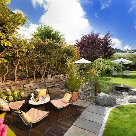 بيرغلاند شامل كليًا توب كواليتي