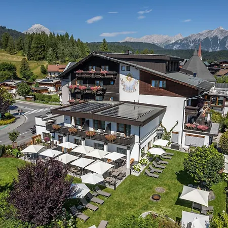 Hotel Bergland 4*